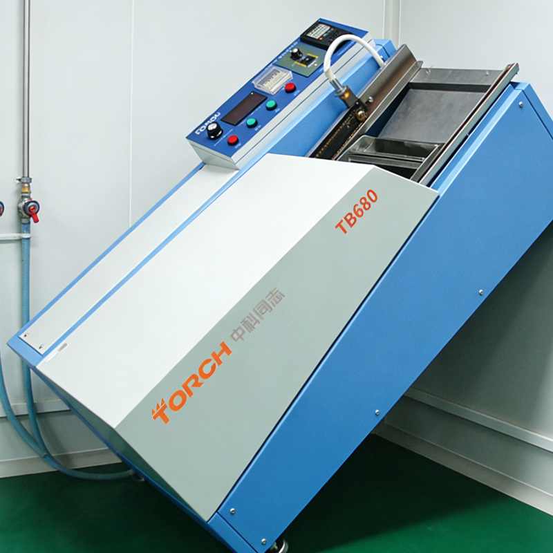 TB680 桌面式波峰焊机 TB680 桌面式波峰焊机